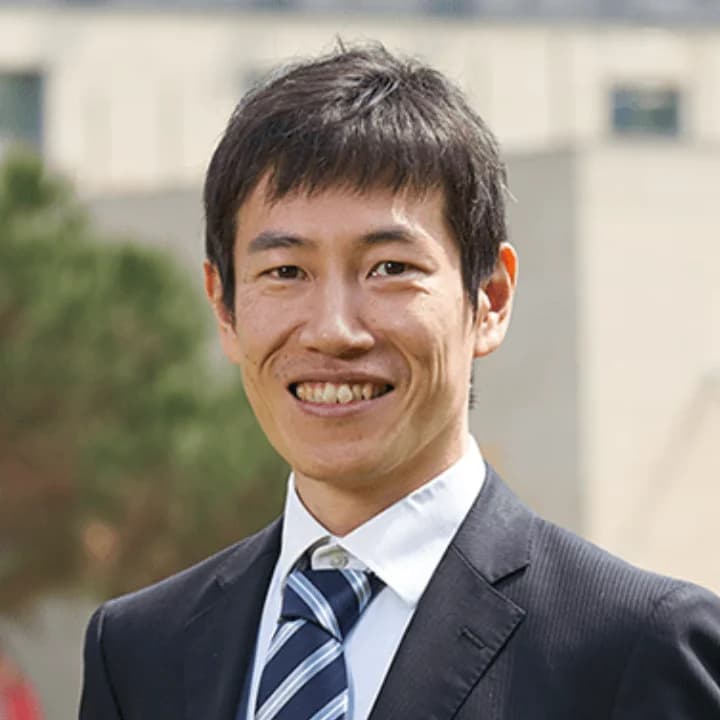 小津 英昭